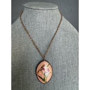 Vintage Pink Floral Cloisonne Enamel Oval Pendant Necklace Gold Tone Chain Retro